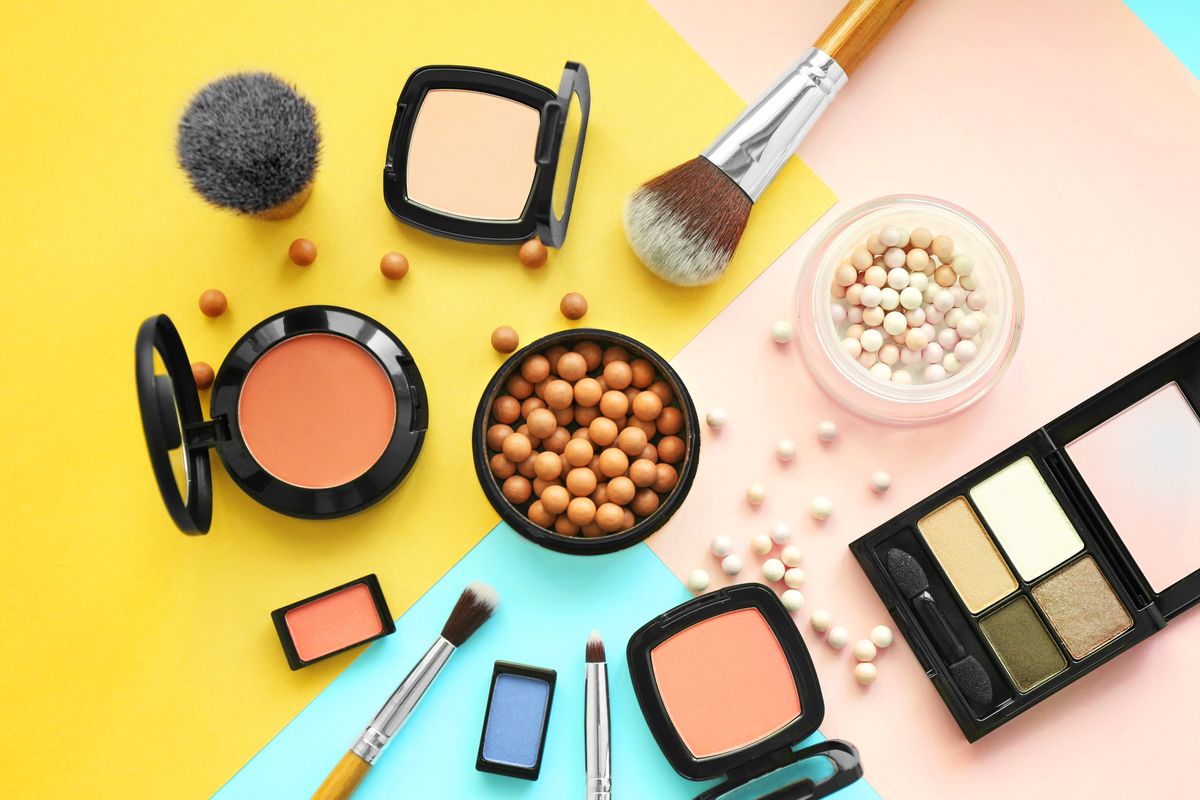 Trucchi Make-Up Pennelli Cipria Colori