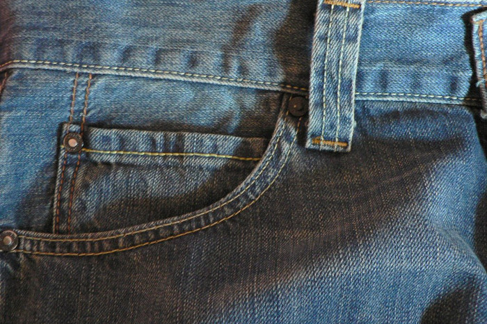 TASCHINO JEANS