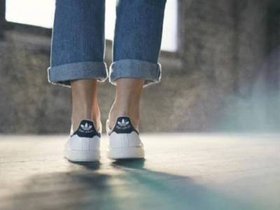 Sneackers_bianche
