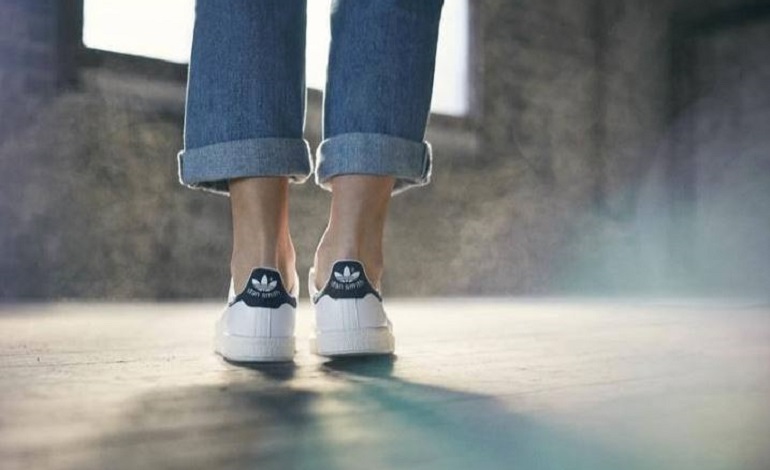 Sneackers_bianche
