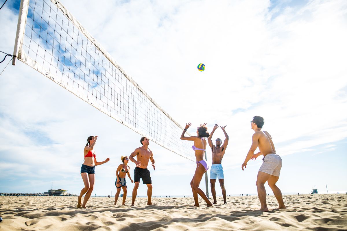 Spiaggia amici beach volley