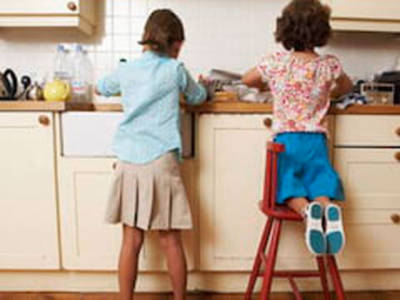Bambini pulizie casa