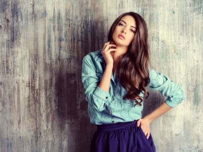 Donna Camicia di jeans capelli lunghi