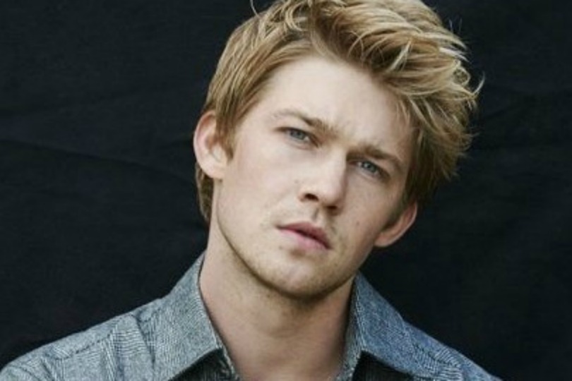 TW_Joe_Alwyn