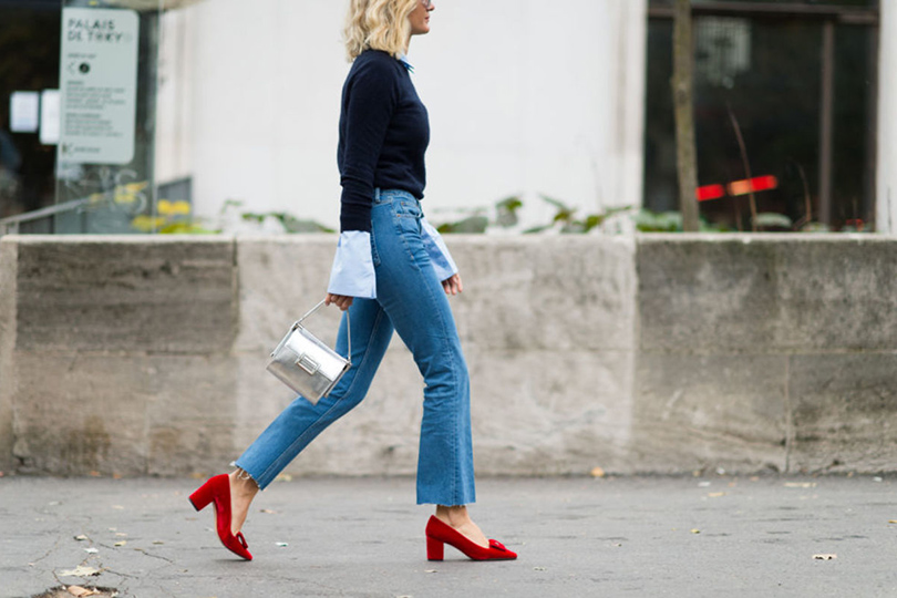 Jeans + tacchi alti: la combinazione di tendenza da provare quest’autunno