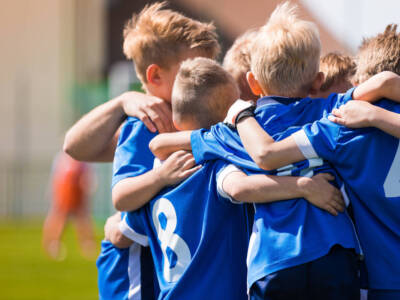 bambini sport calcio