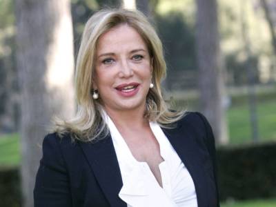 SIMONA IZZO