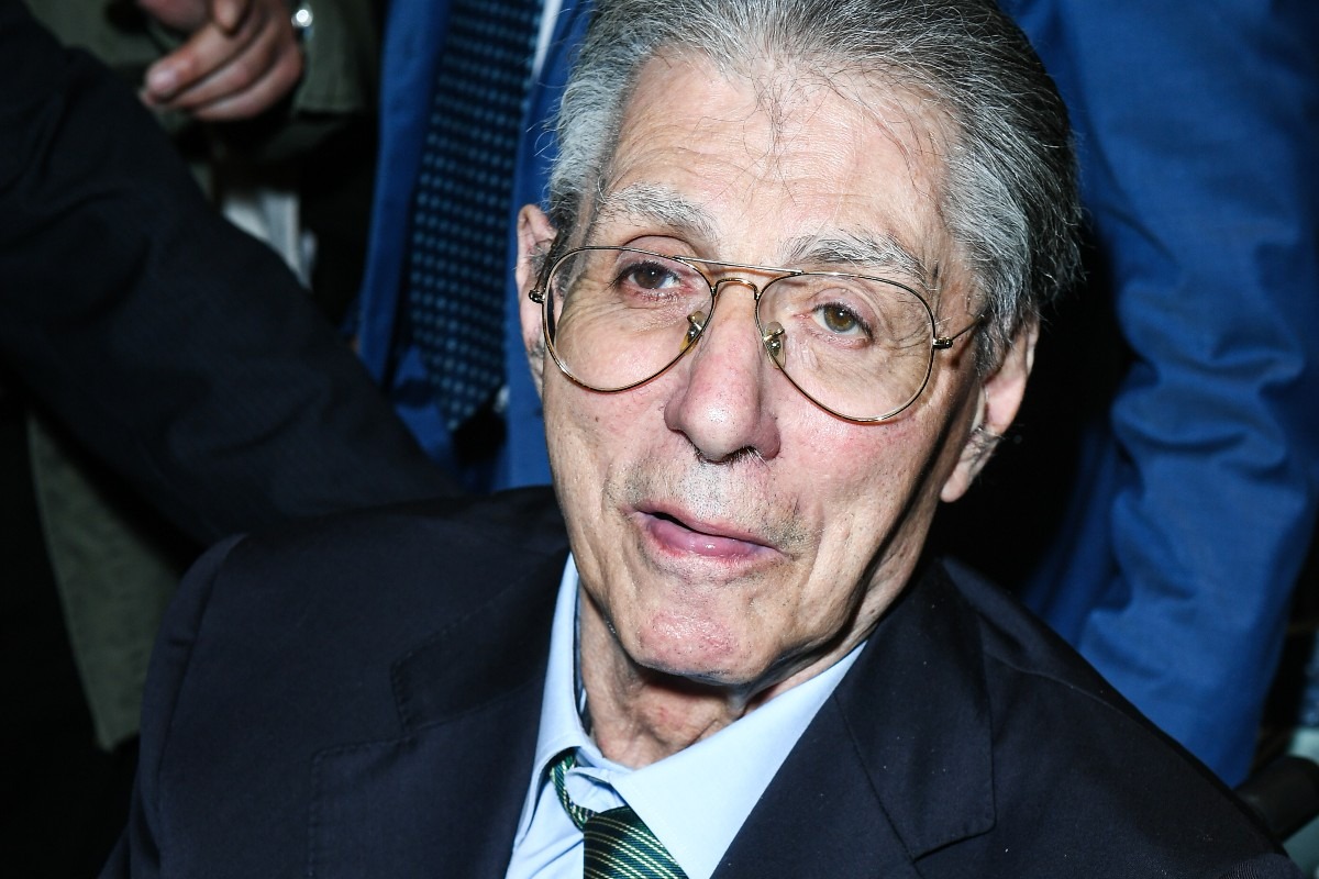 Umberto Bossi, senatore della Repubblica italiana e fondatore della Lega Nord, partito nato per l’indipendenza.