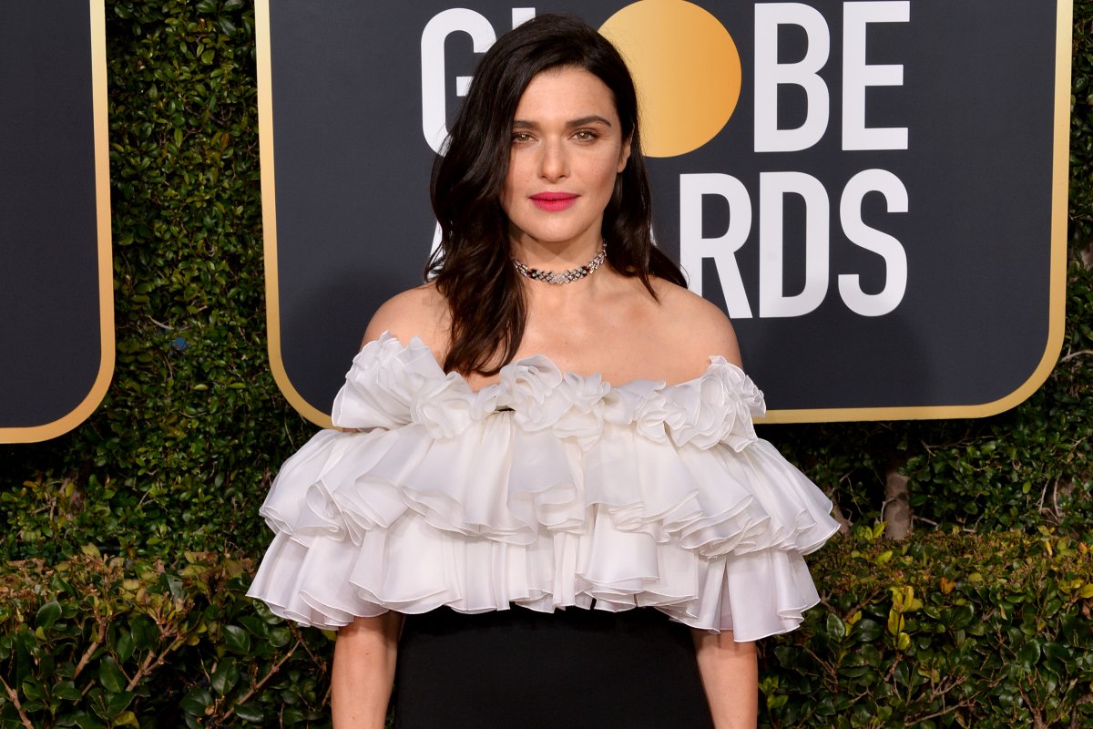 Rachel Weisz incanta sul red carpet dei Golden Globe 2019