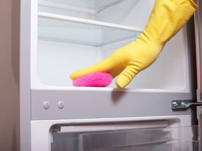 Pulire il frigo