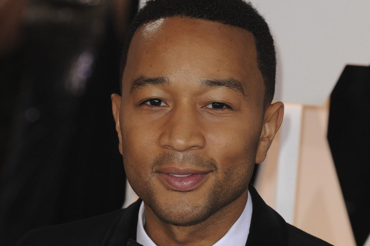 JOHN LEGEND