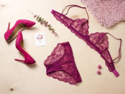 Reggiseno colorato trasparente