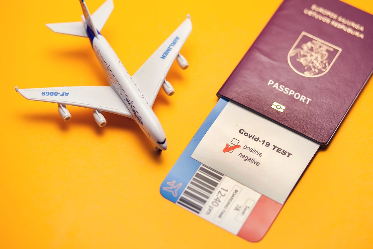 Passaporto e Green Pass per viaggiare
