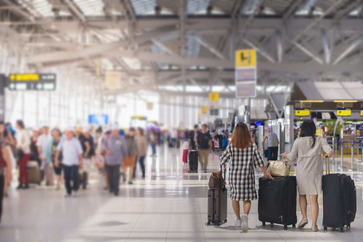 aeroporto viaggiatori