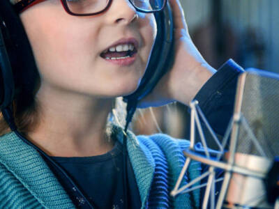 Bambina cantante