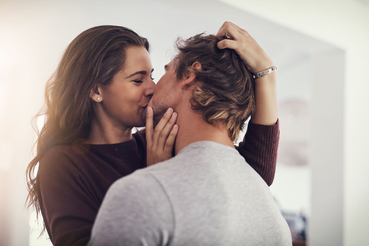 coppia bacio