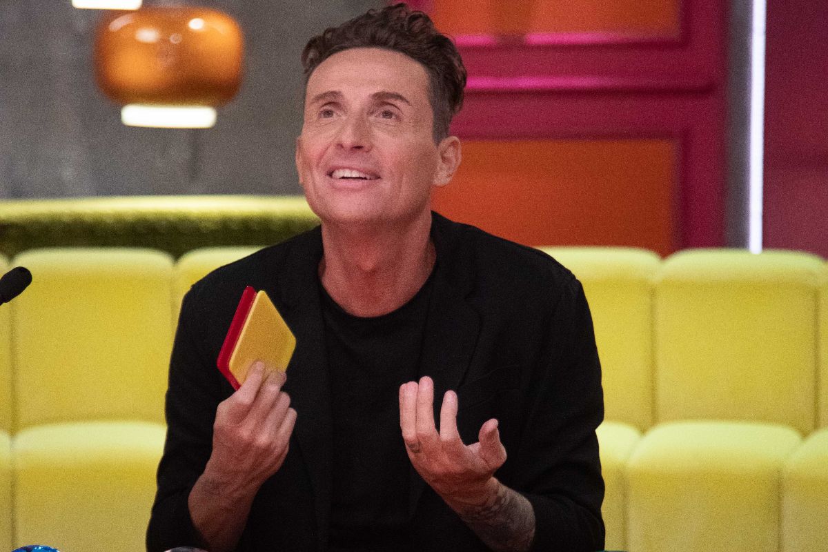 Angelo Pintus tra i protagonisti di "LOL: Chi ride è fuori" | Prime Video rilascia le foto ufficiali della nuova stagione del comedy show Original italiano LOL: Chi ride è fuori, disponibile dal 27 marzo 2025.