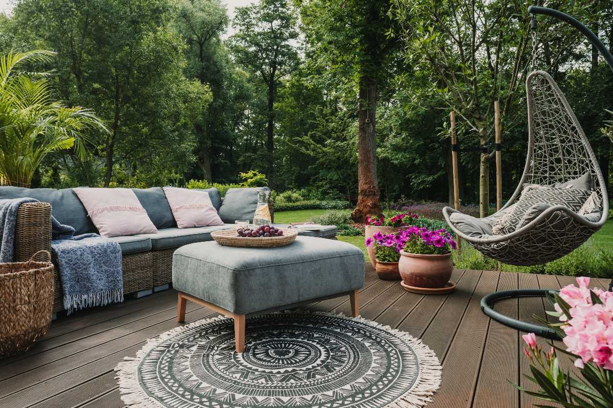 Arredo giardino con salotto outdoor.