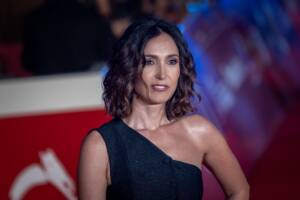 Caterina Balivo sfila sul red carpet di apertura de "La Vita Va Così" durante il 20° Festival del Cinema di Roma