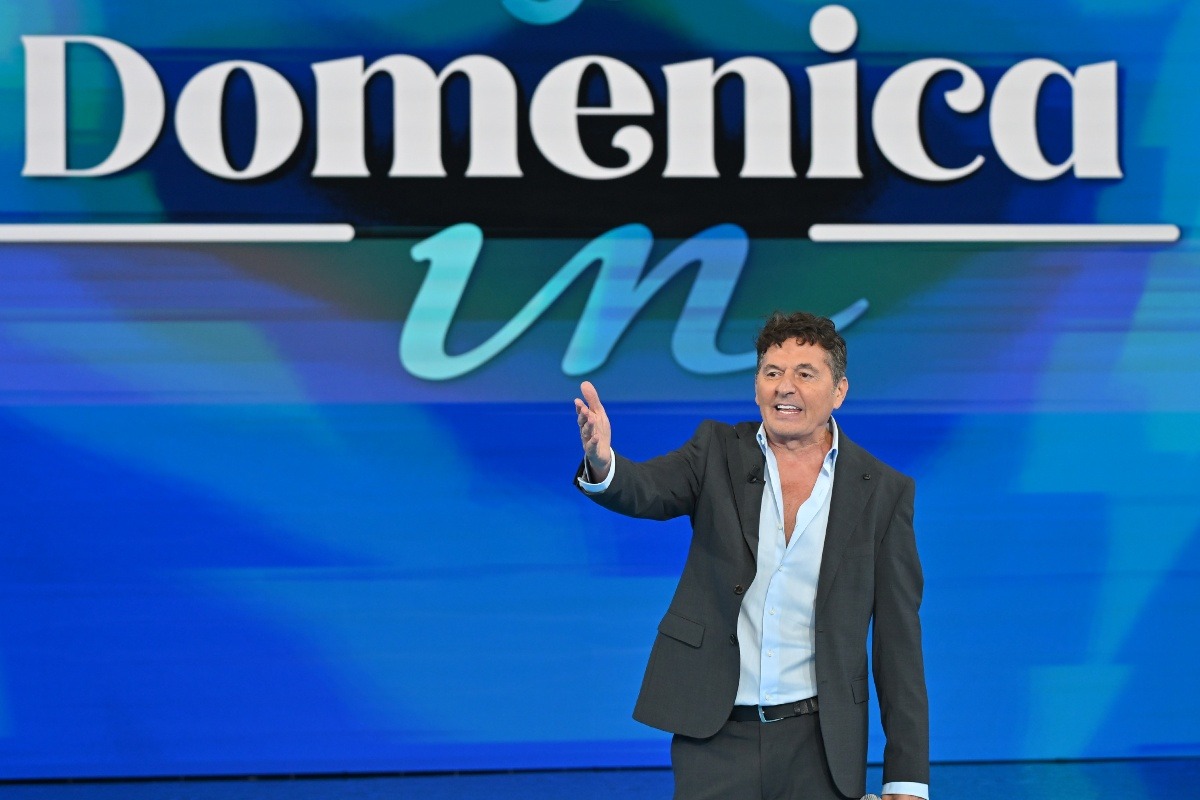 Teo Mammucari nel corso della trasmissione Domenica In su Rai